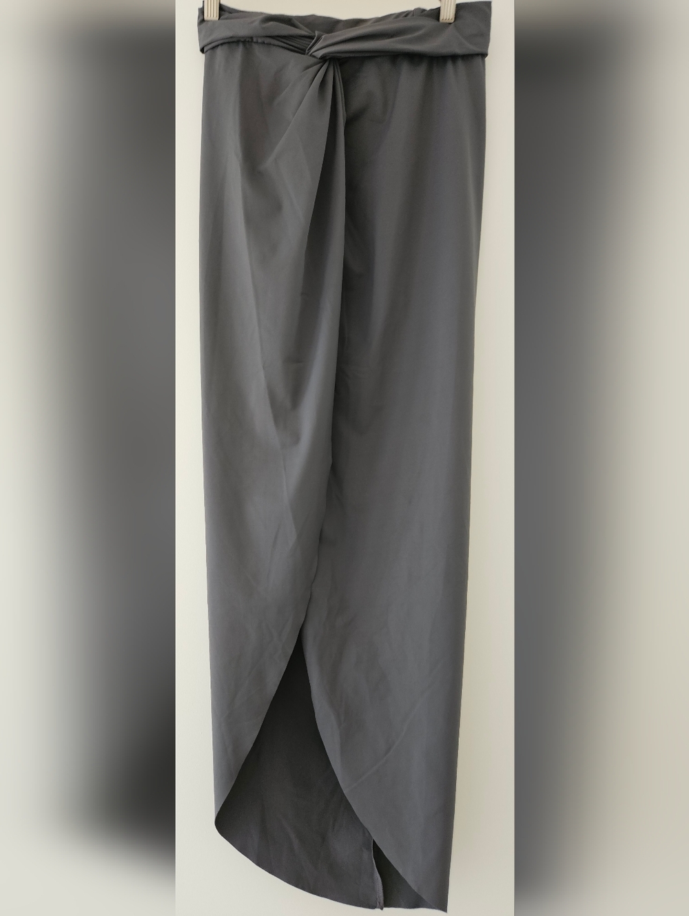 SKIMS Signature Swim Sarong Skirt (Silver/Gray)